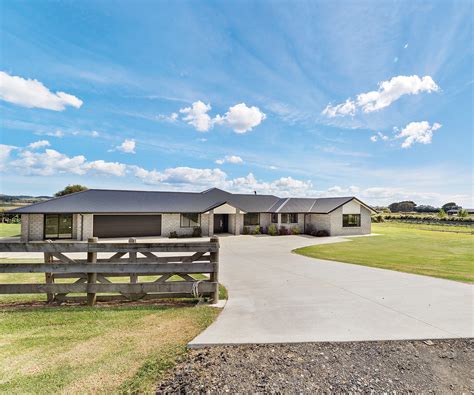 property for sale in waiuku  Waiuku, Auckland 2684